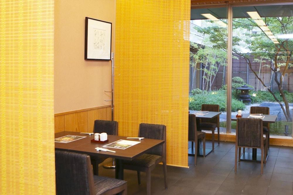 פוקואוקה Kkr Hotel Hakata מראה חיצוני תמונה